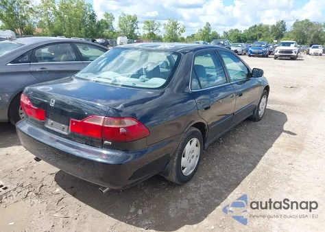 2000 Honda Accord 3.0 Lx from USA, damaged, VIN 1HGCG1644YA058841